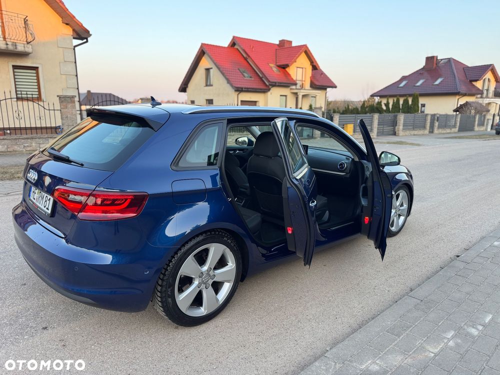 Audi A3 Sportback 1.6 TDI (clean diesel) S line Sportpaket - 37
