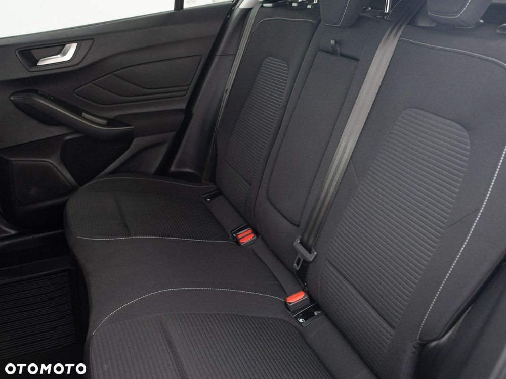 Ford Focus - 28