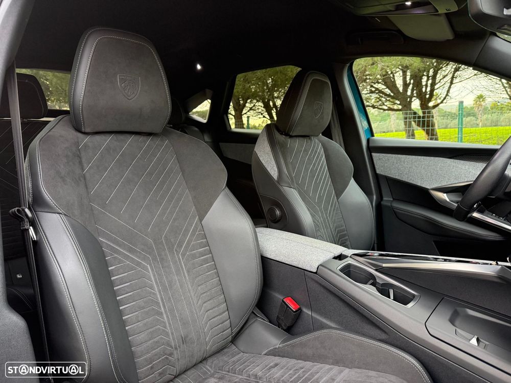 Peugeot E-3008 73 kWh GT - 28