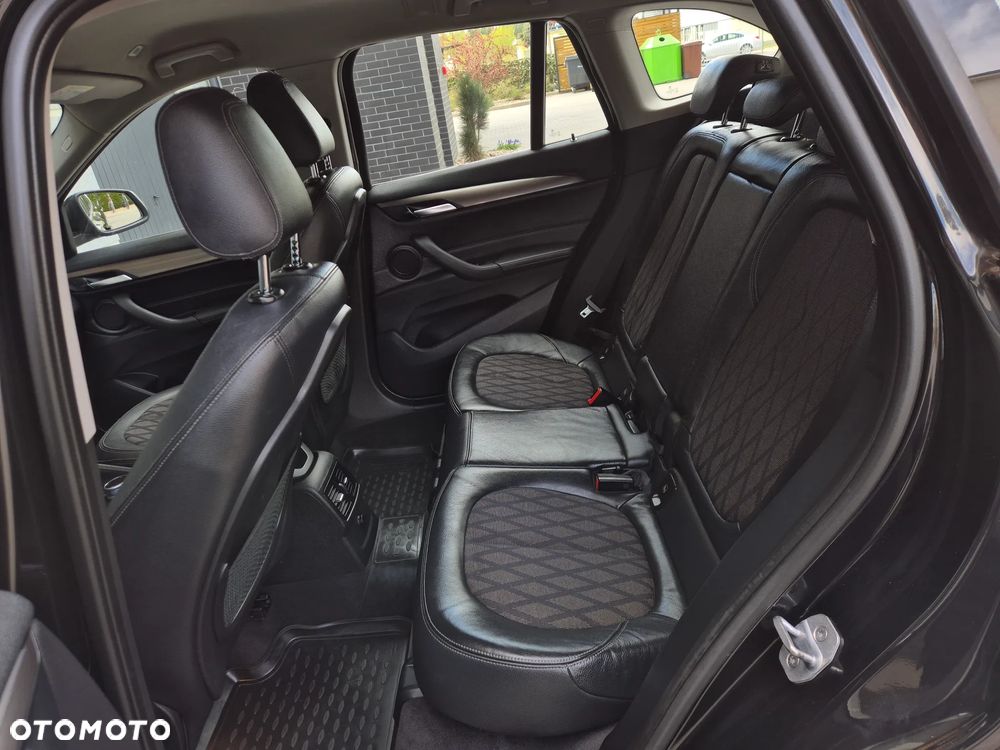 BMW X1 xDrive20d M Sport - 24