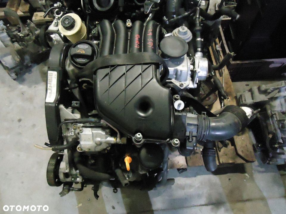 SILNIK SŁUPEK VOLKSWAGEN 1,9SDI GOLF IV BORA AQM ,WÓZEK WIDLOWY LINDE STHILL , BEU BJC BEQ - 1