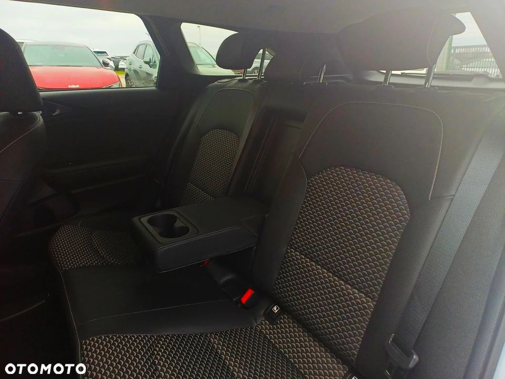 Kia Ceed 1.5 T-GDI Tribute DCT - 17