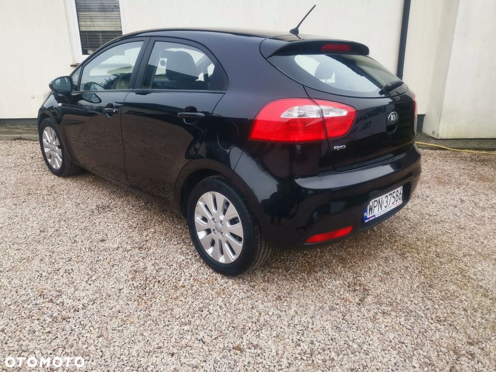 Kia Rio 1.2 Attract - 19
