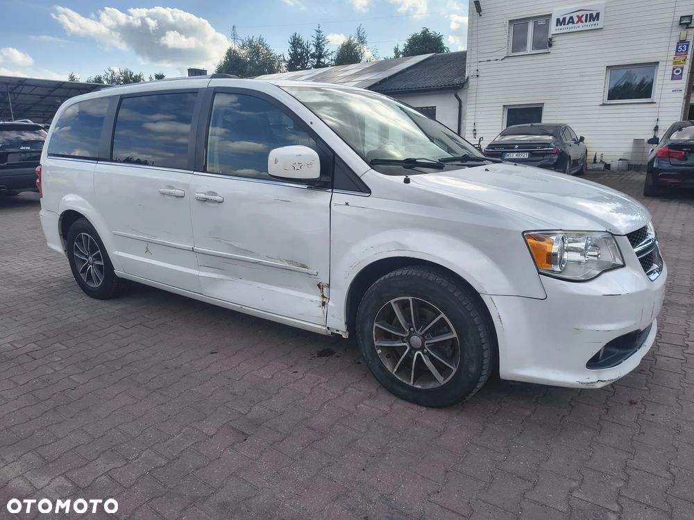 Dodge Grand Caravan 3.6 R/T - 1