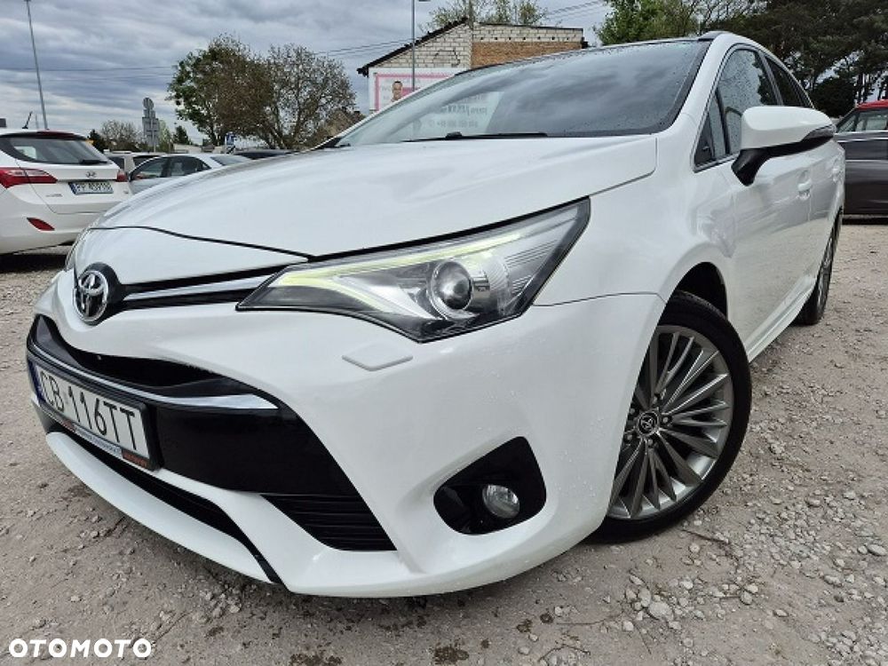 Toyota Avensis - 2