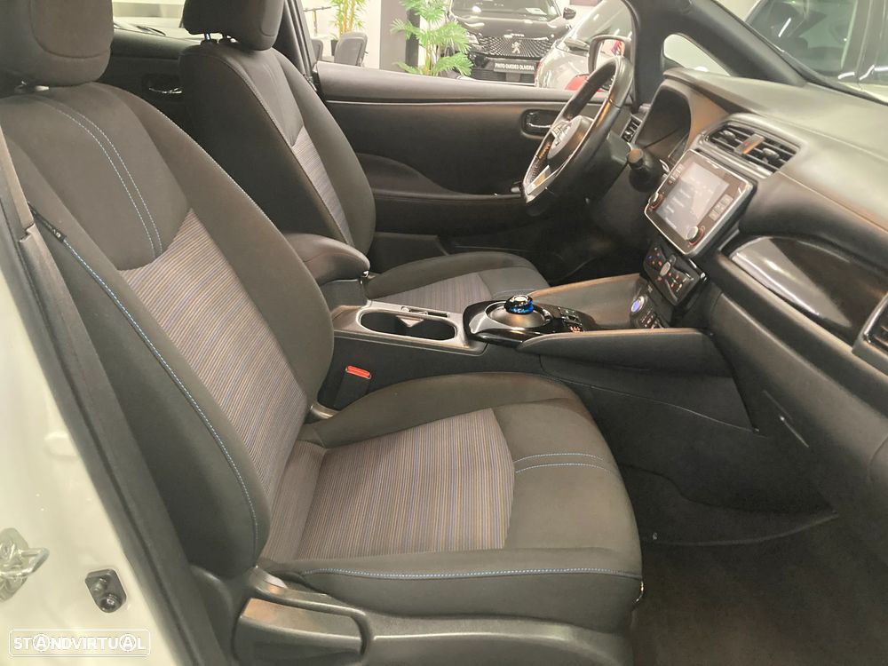 Nissan Leaf 40 kWh N-CONNECTA - 30