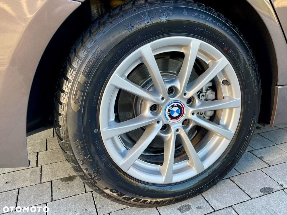 BMW Seria 3 320d Touring Efficient Dynamics Edition - 18