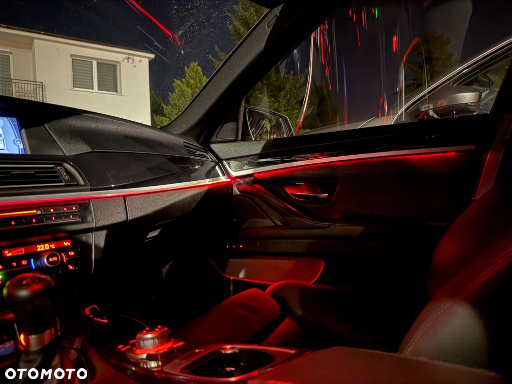 BMW Seria 5 520d Efficient Dynamics Edition - 31