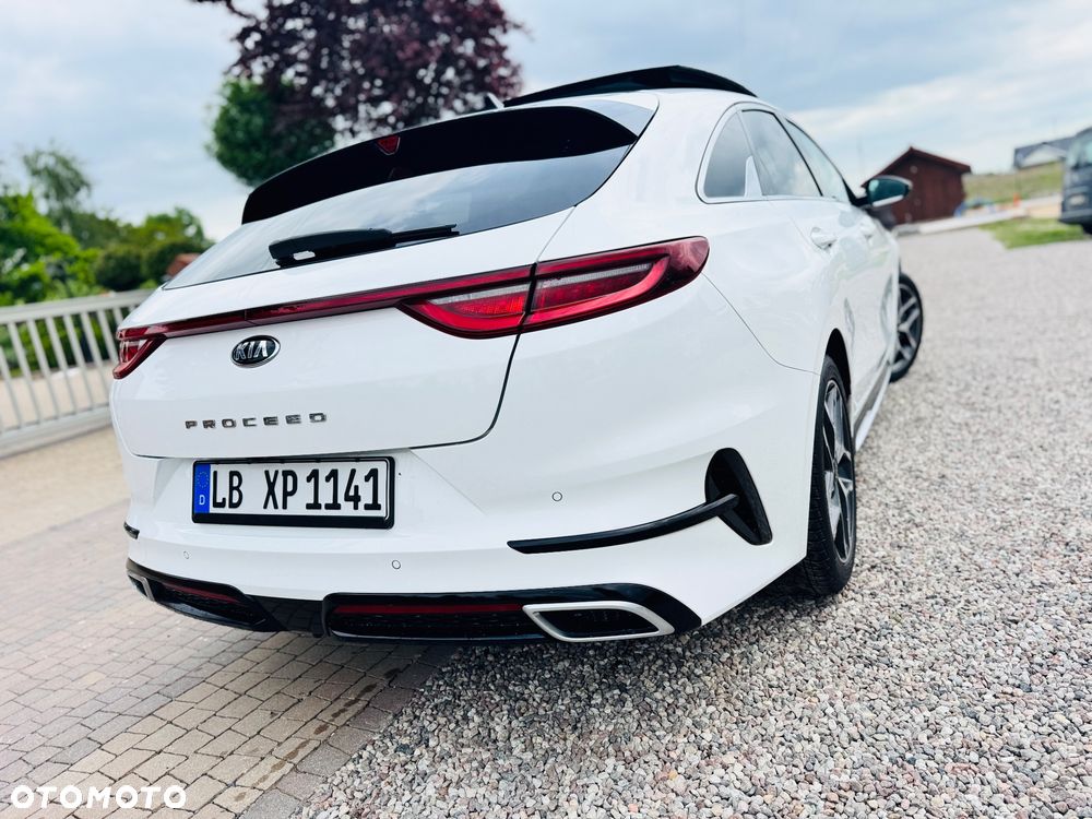 Kia ProCeed 1.5 T-GDI GT Line - 30