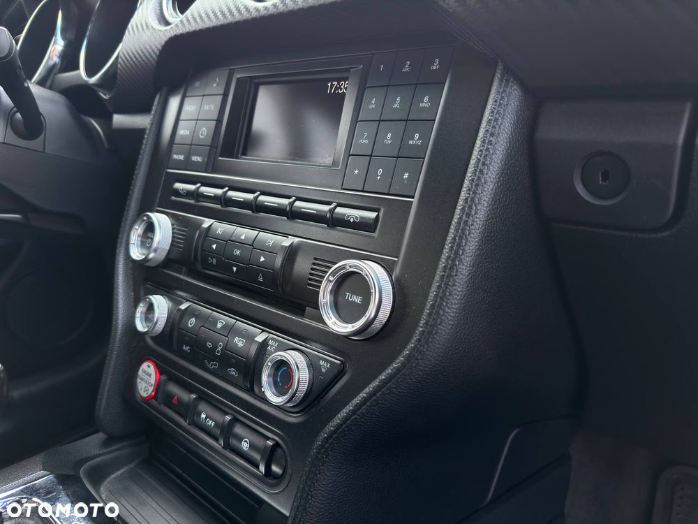 Ford Mustang 3.7 V6 - 17