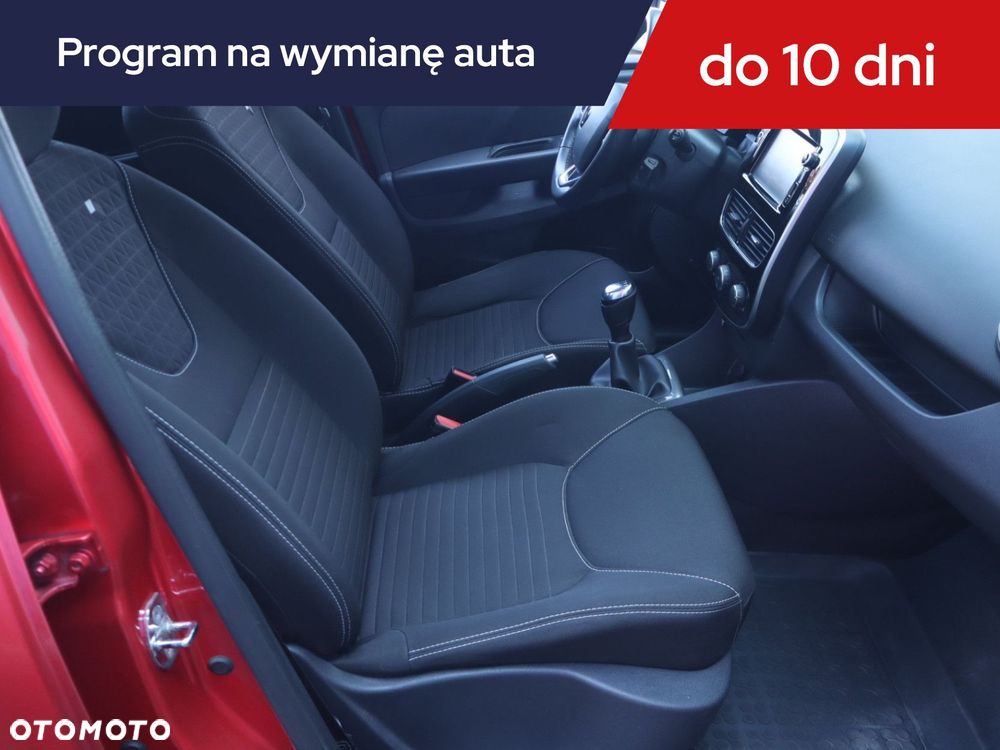 Renault Clio - 11