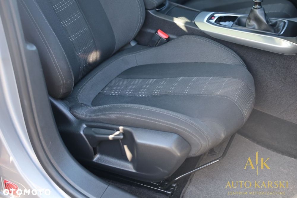 Peugeot 308 - 34