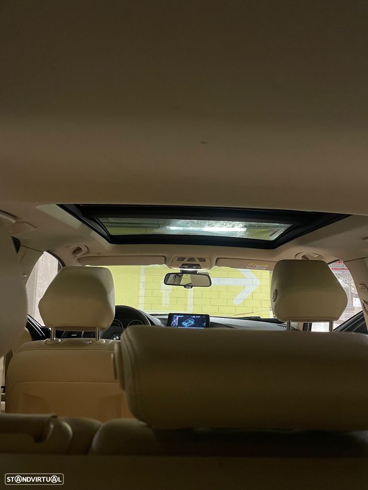 BMW 318 d Touring Aut. Luxury Line - 27