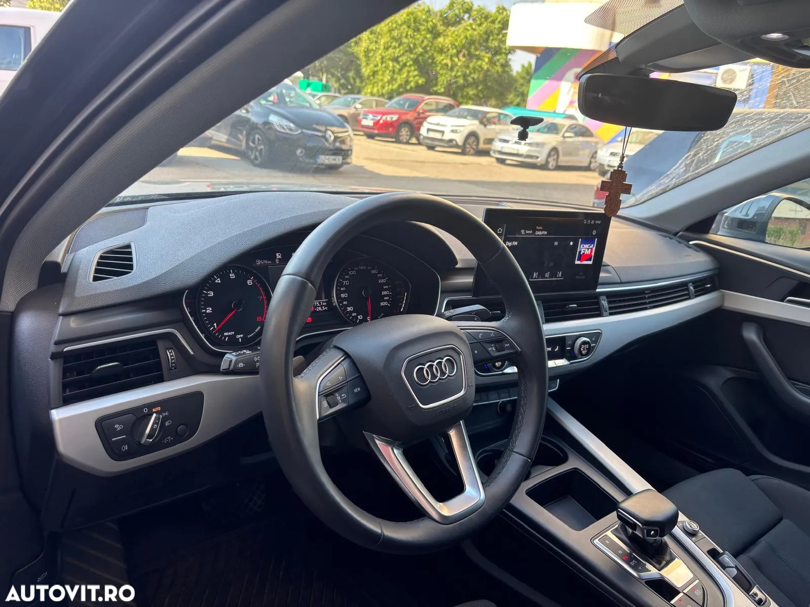 Audi A4 35 TFSI S tronic MHEV Basic - 5