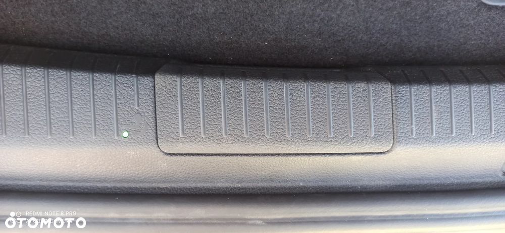 Volkswagen Golf - 24