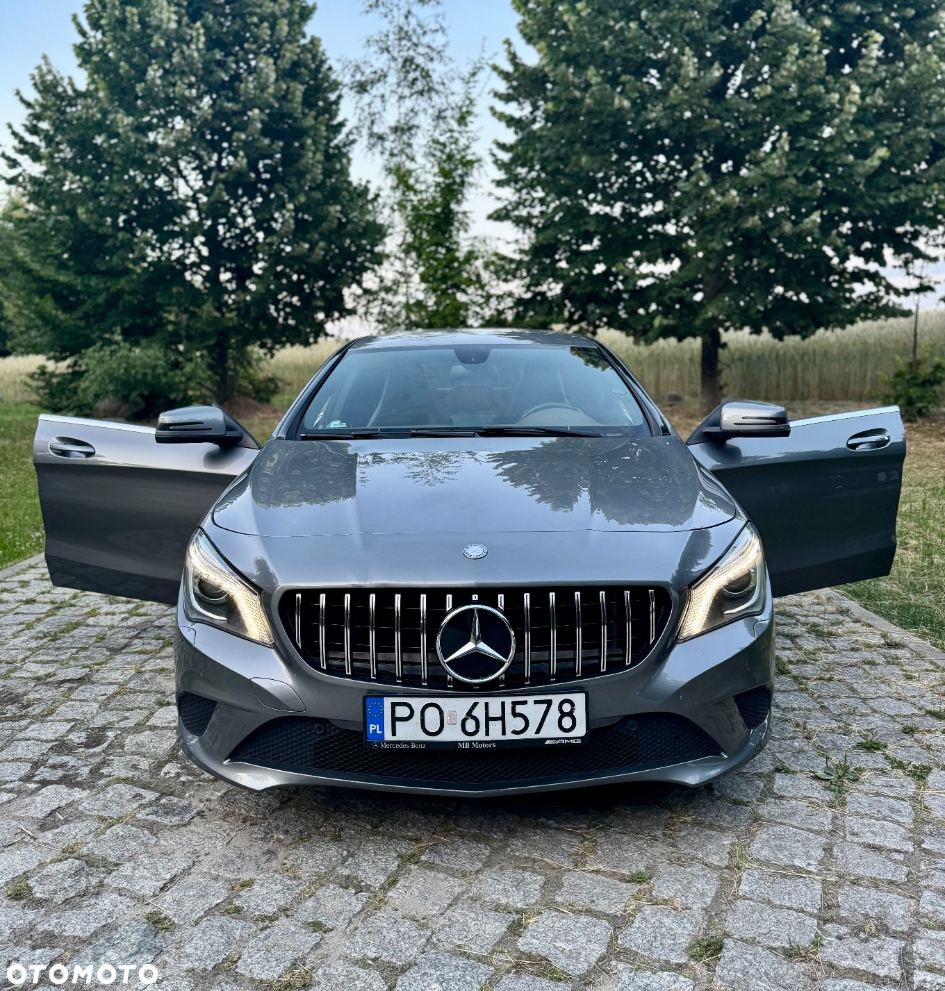 Mercedes-Benz CLA - 2