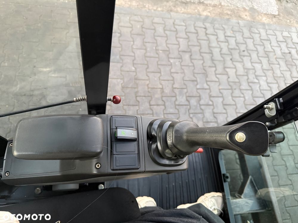 Caterpillar MINIKOPARKA CAT 302.7D , 2017 r. ,302.7CR, 303, 302 , 301 , CR , D - 16