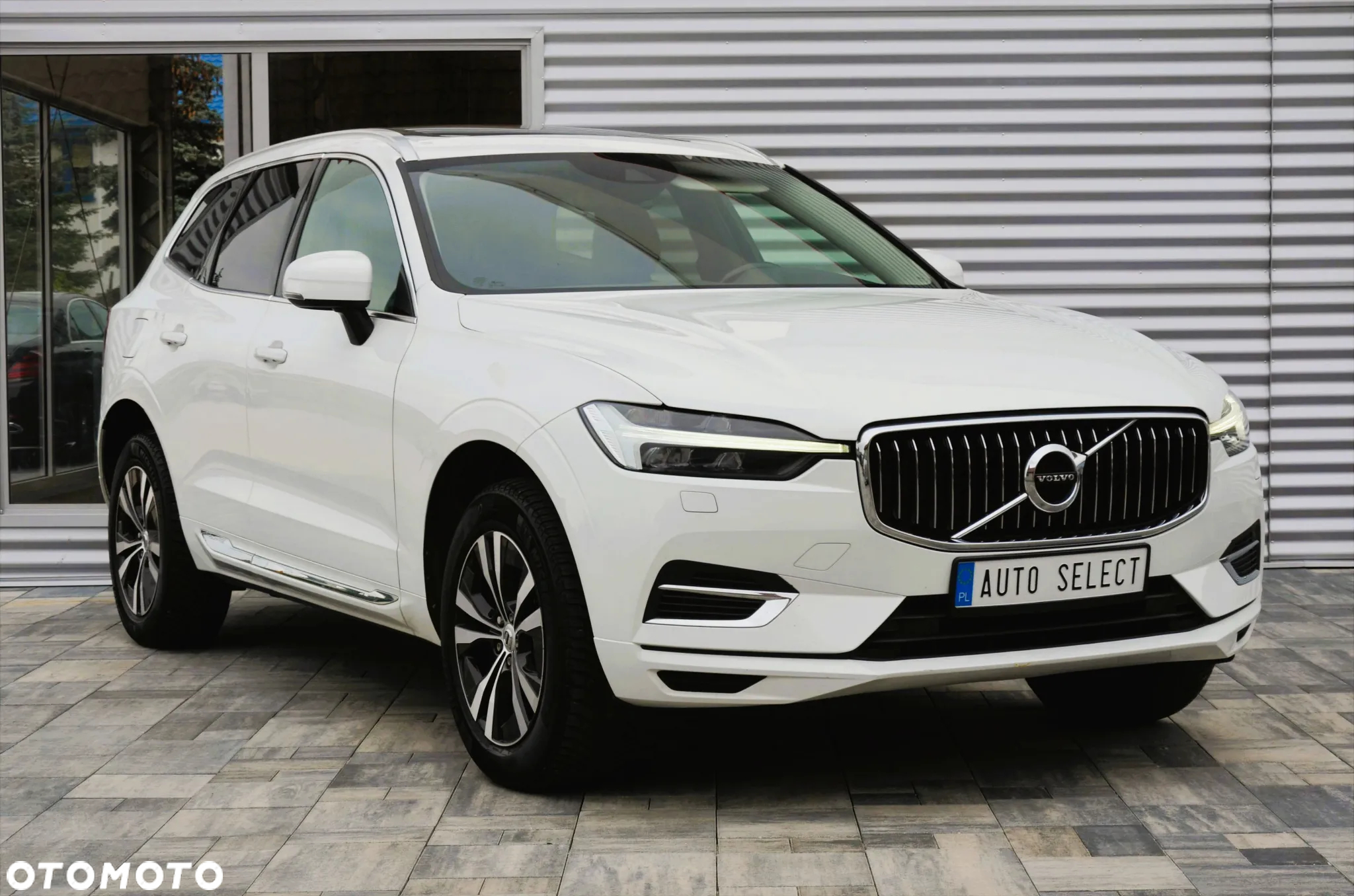 Volvo XC 60 T6 AWD Plug-In Hybrid Inscription Expression - 4