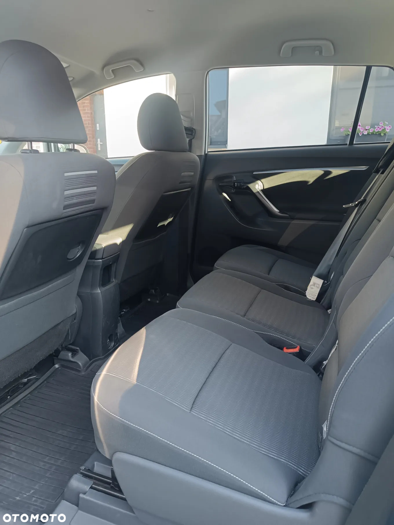 Toyota Verso 1.8 Prestige 7os - 10