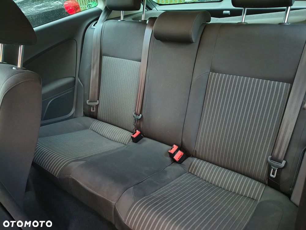 Volkswagen Polo - 9