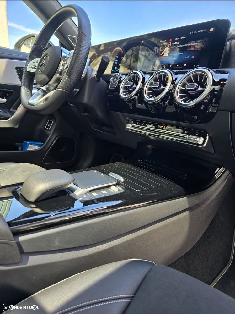 Mercedes-Benz CLA 250 e AMG Line - 19