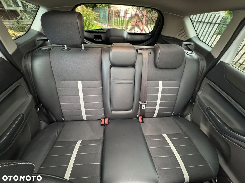 Ford Kuga 2.0 TDCi FWD Titanium - 15