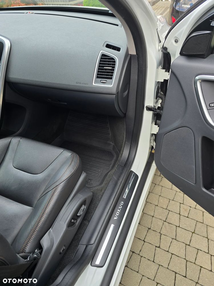 Volvo XC 60 T5 AWD Drive-E Summum - 34