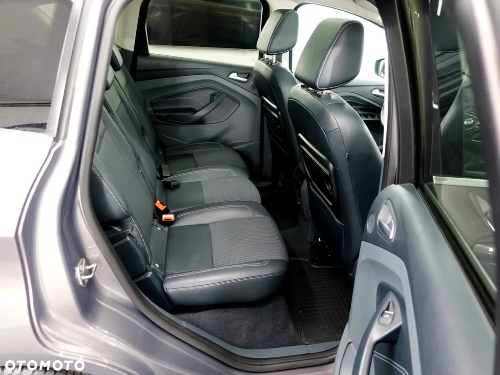 Ford C-MAX 2.0 TDCi Titanium - 9