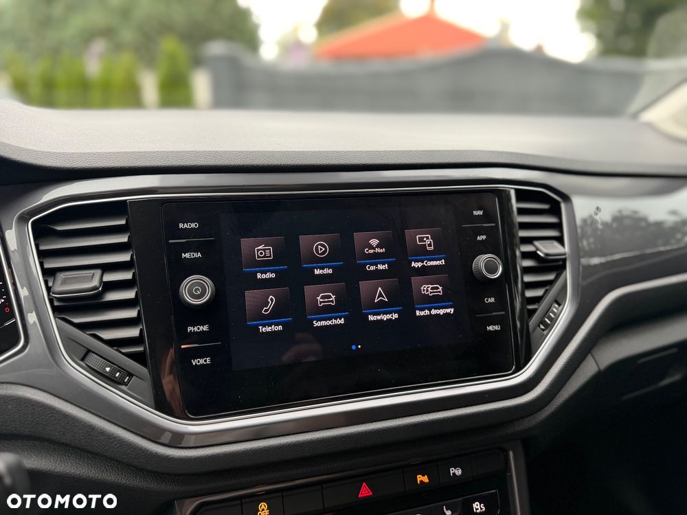 Volkswagen T-Roc 1.5 TSI ACT OPF IQ.DRIVE - 24