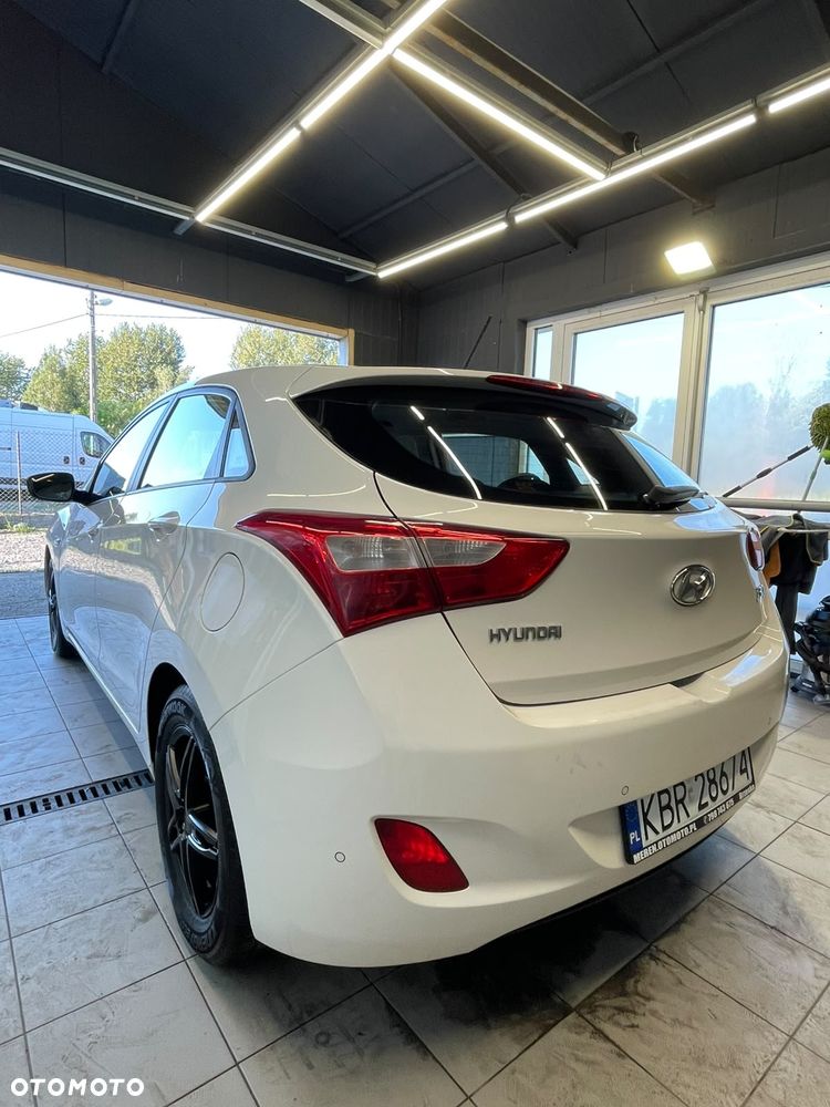 Hyundai i30 1.4 Fifa World Cup Edition - 14