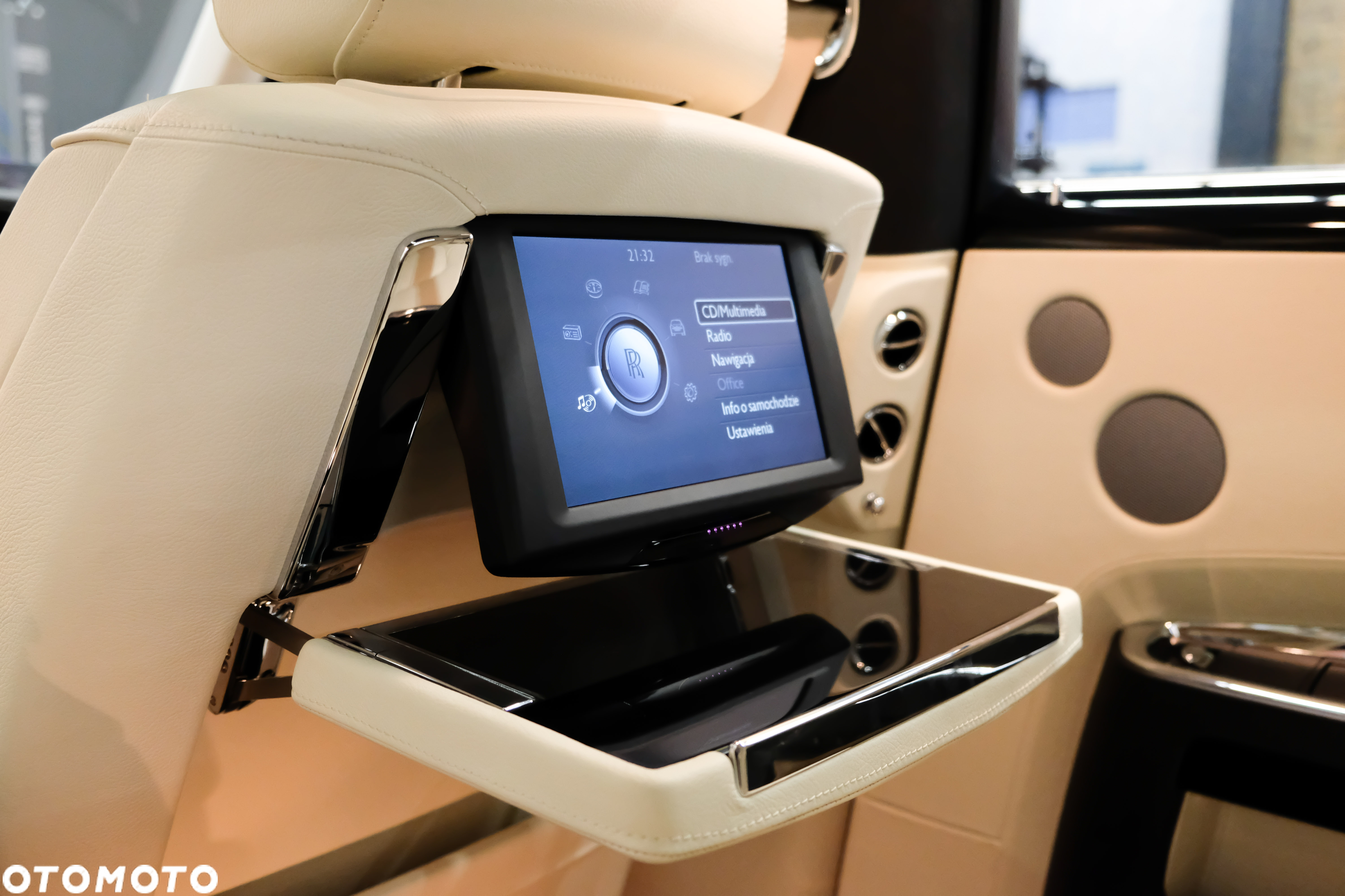 Rolls-Royce Ghost - 31