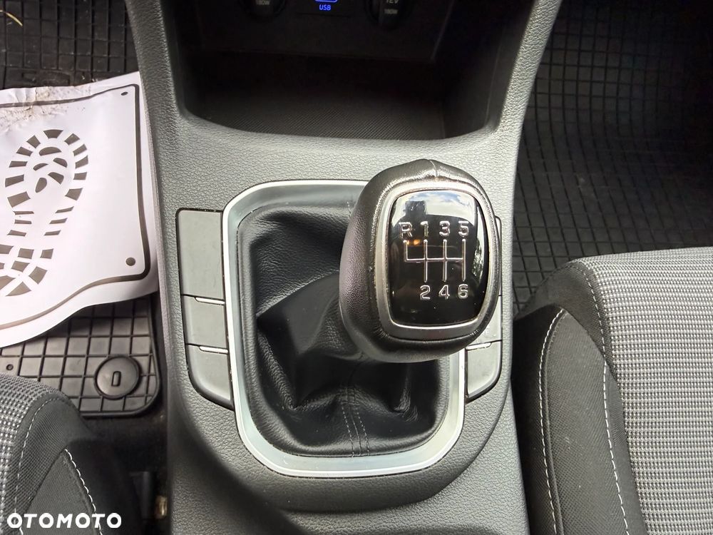 Hyundai i30 1.5 DPI Modern - 26
