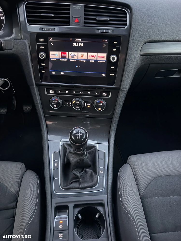 Volkswagen Golf 1.6 TDI DPF Comfortline - 37