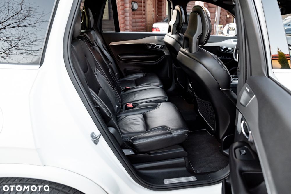 Volvo XC 90 D5 AWD R-Design - 23