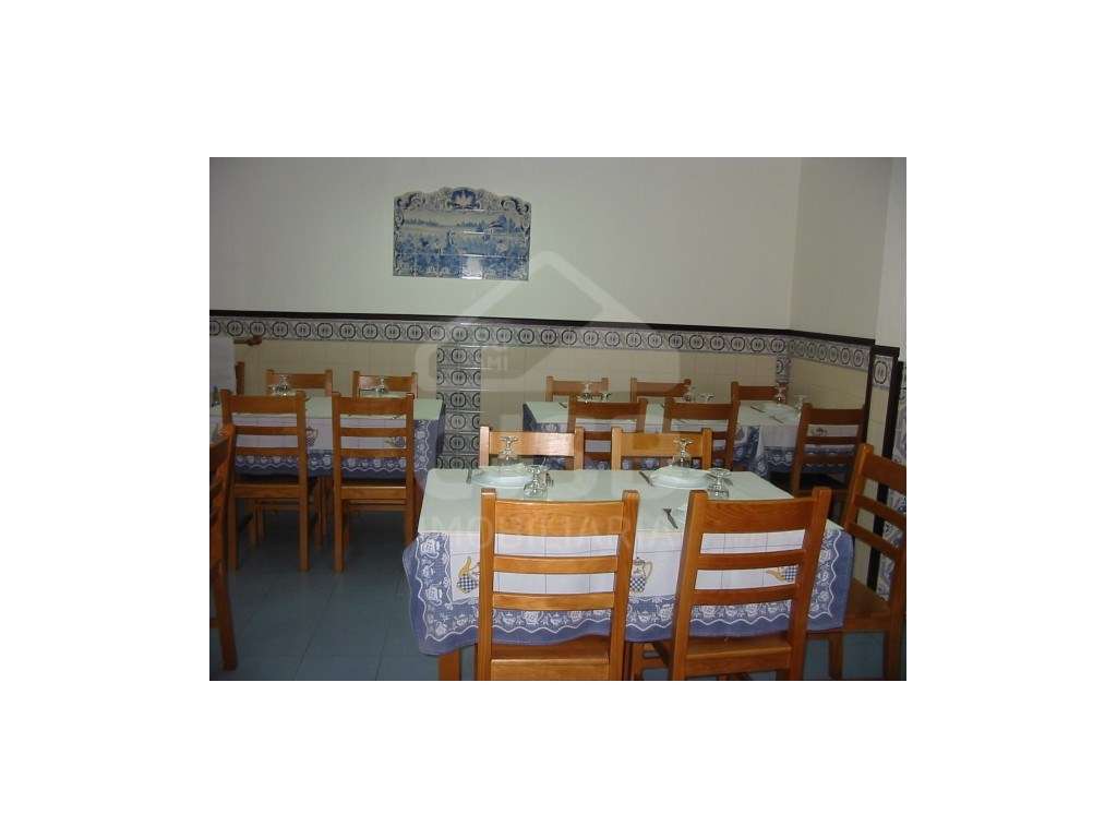 Café e Restaurante em Coruche, excelente clientela - Grande imagem: 3/15