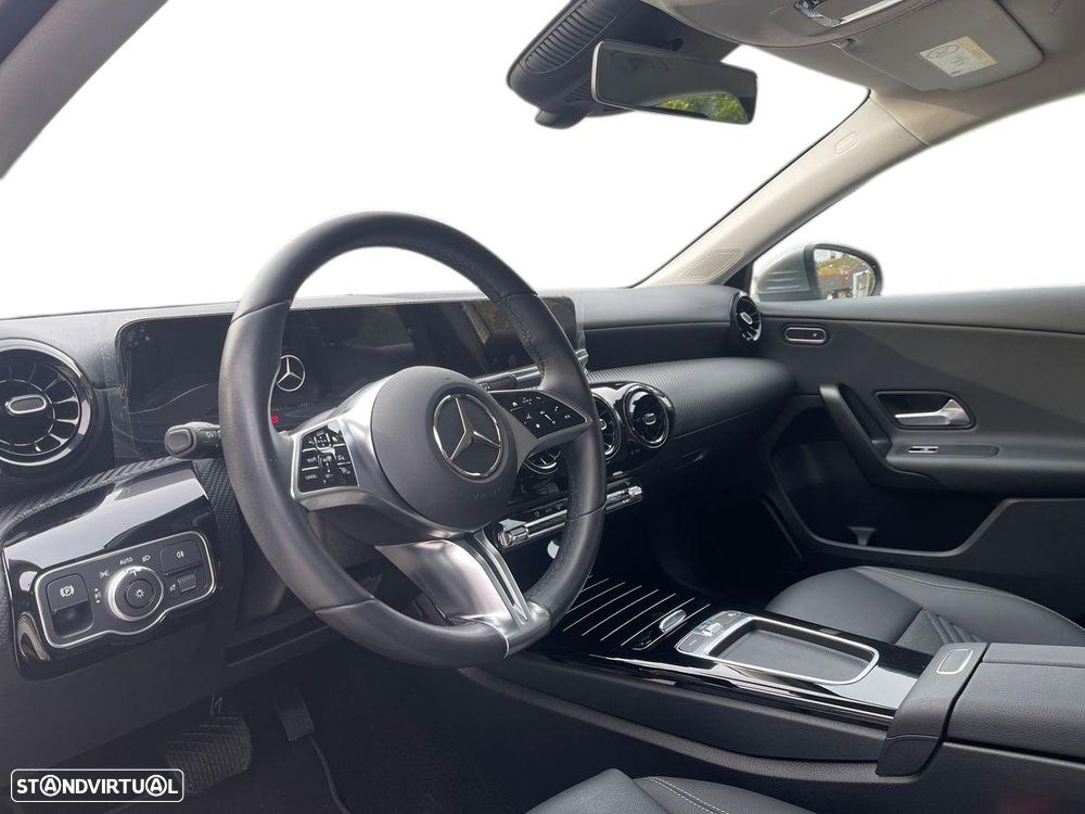 Mercedes-Benz A 200 Standard - 11