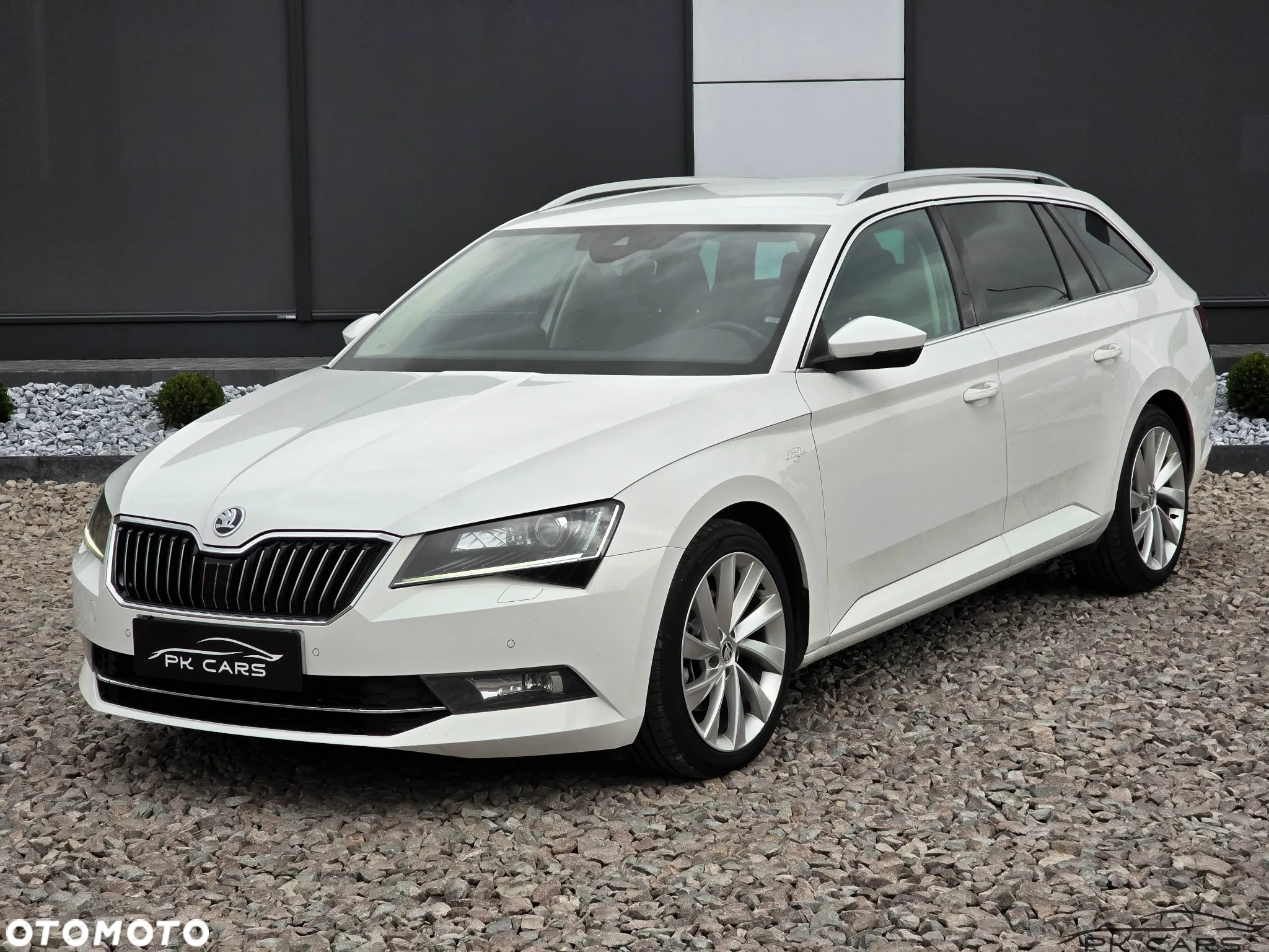 Skoda Superb Combi 2.0 TDI 4x4 DSG L&K - 6