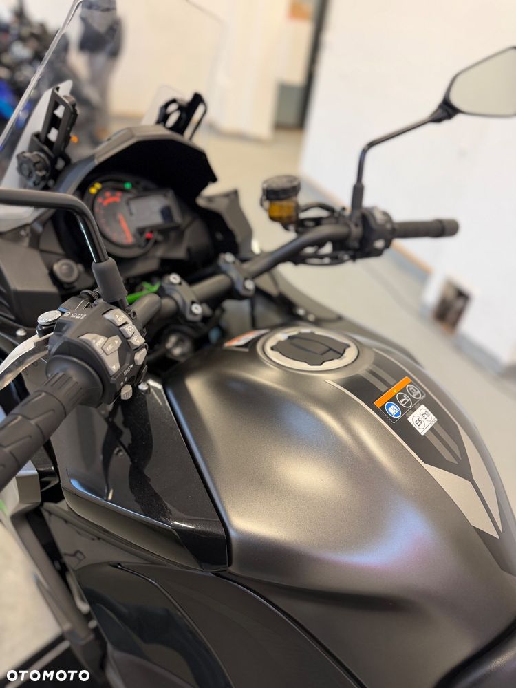 Kawasaki Versys 1000 - 24