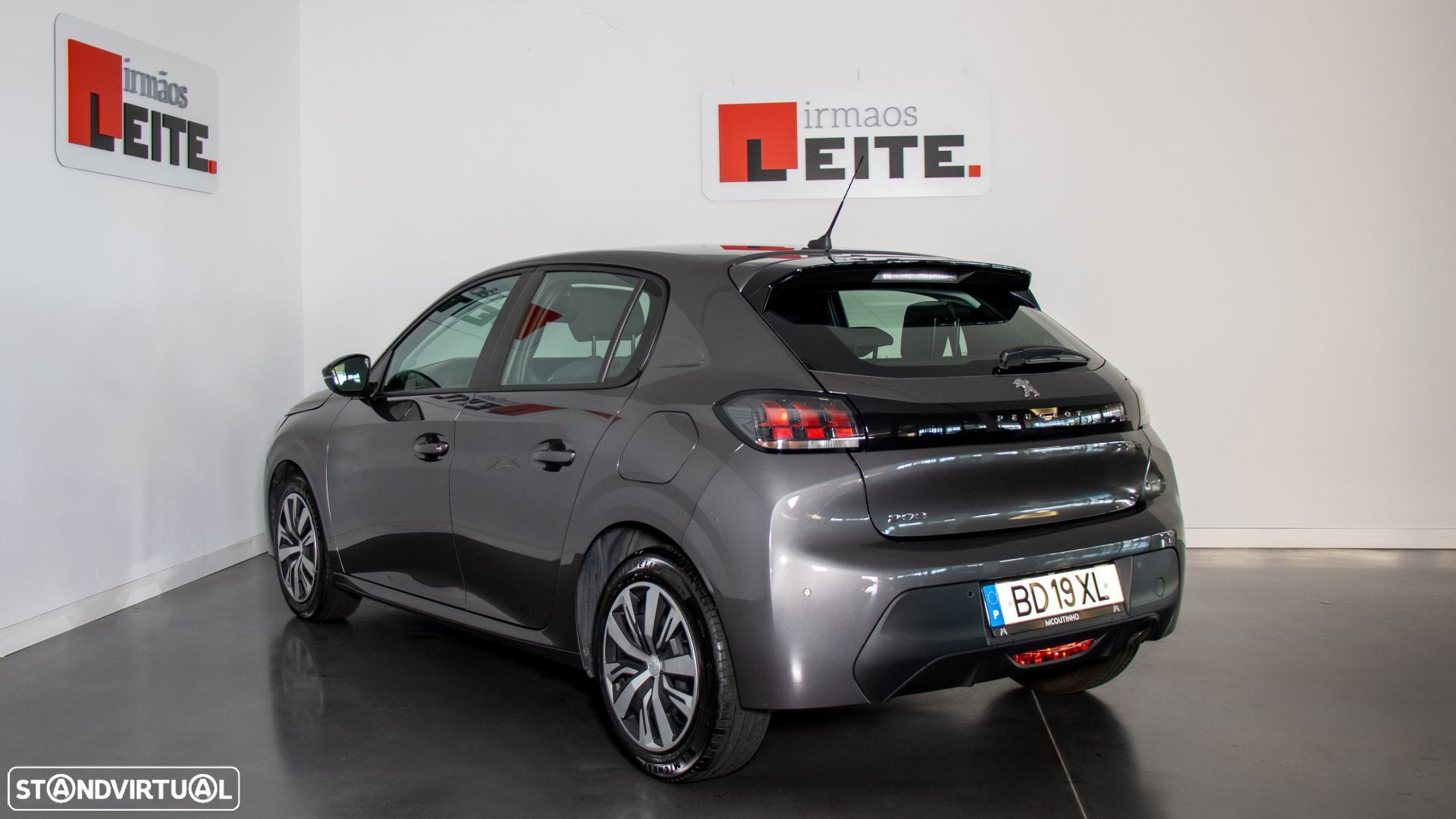 Peugeot 208 1.2 PureTech Active Pack - 4