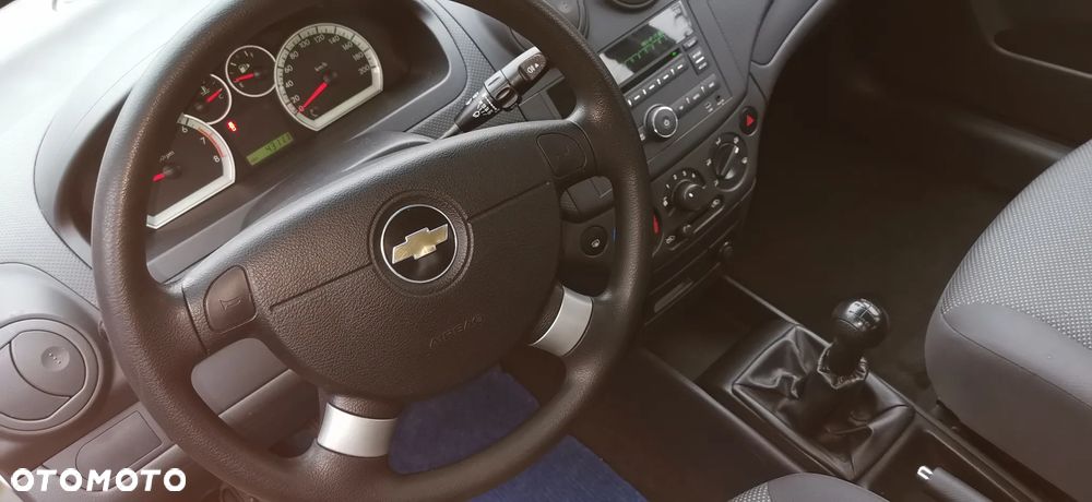 Chevrolet Aveo 1.2 16V Base - 16