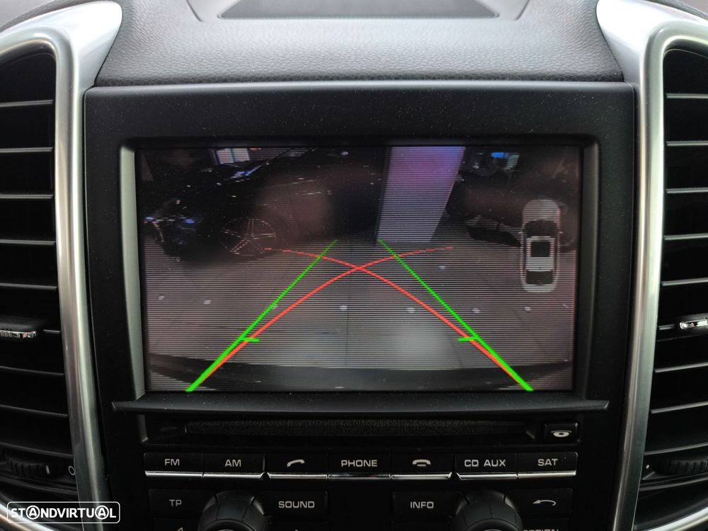 Porsche Cayenne S E-Hybrid - 16