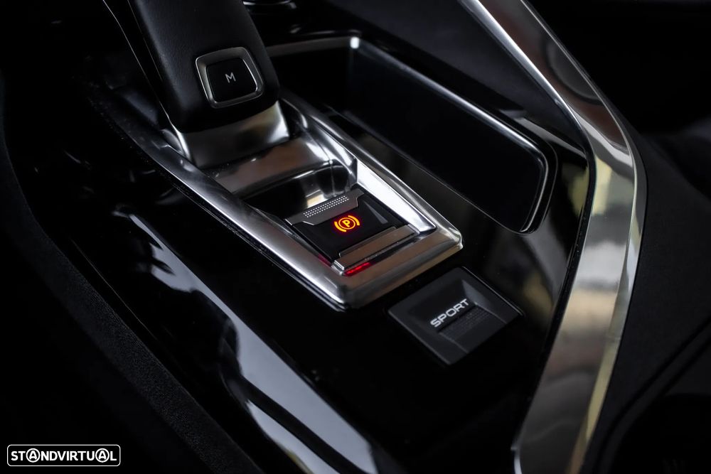 Peugeot 5008 BlueHDI 130 EAT8 Crossway - 19