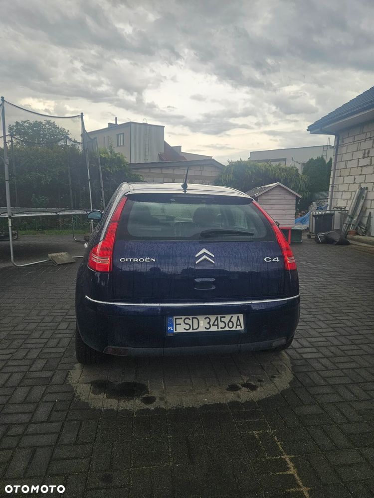 Citroën C4 - 4