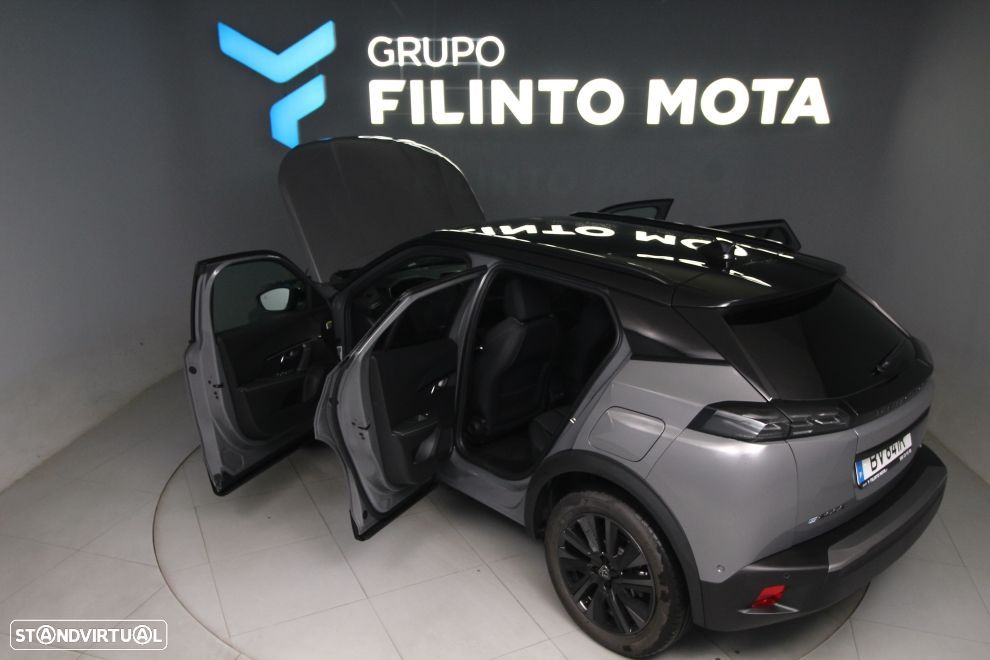 Peugeot e-2008 54 kWh GT - 11