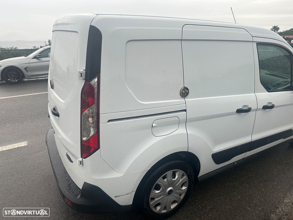Ford Transit Connect - 12