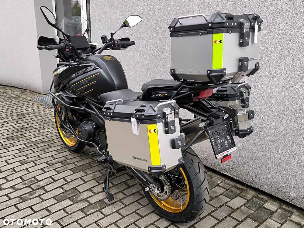 QJMOTOR 900 SX - 4