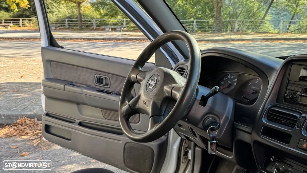 Nissan Pick Up 2.5 TD CD Navara - 58