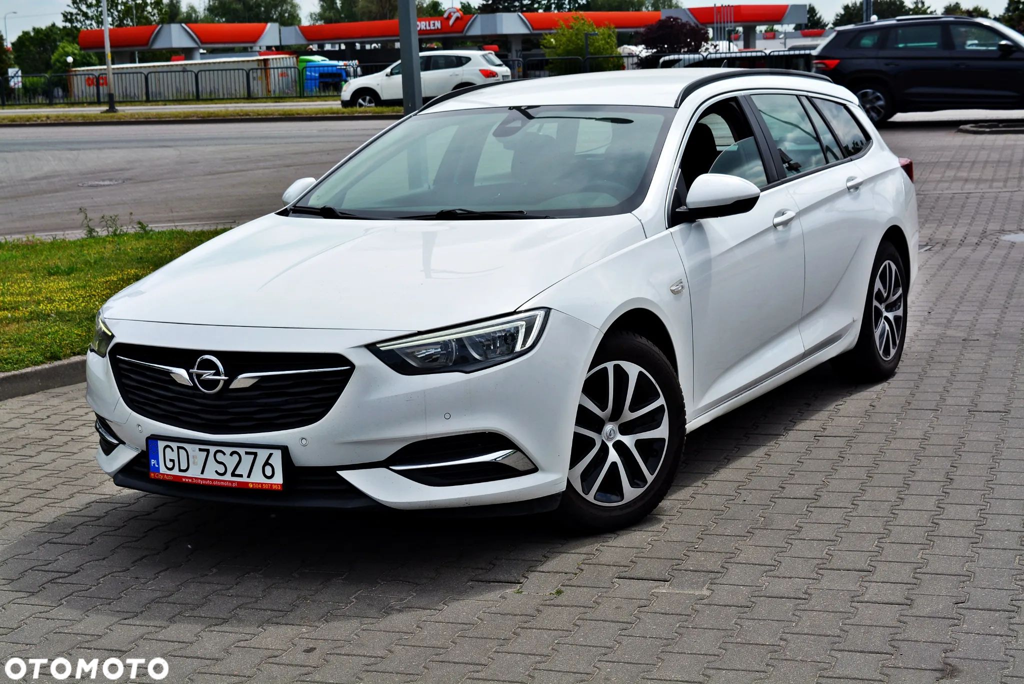 Opel Insignia Sports Tourer 1.6 Diesel Exclusive - 1