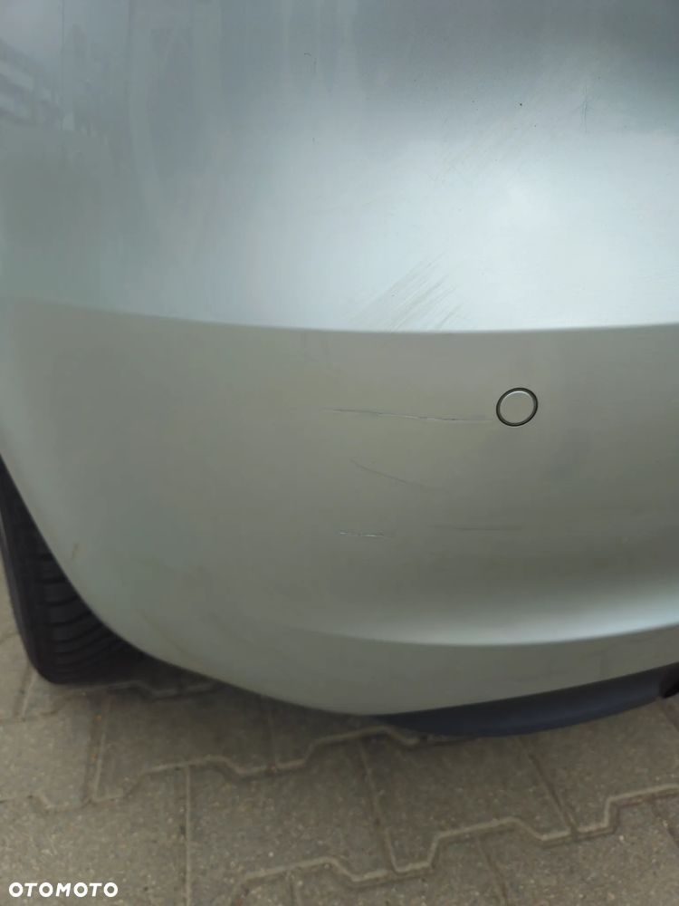 Audi A3 3-drzwiowe 1.6 TDI DPF Ambition - 11