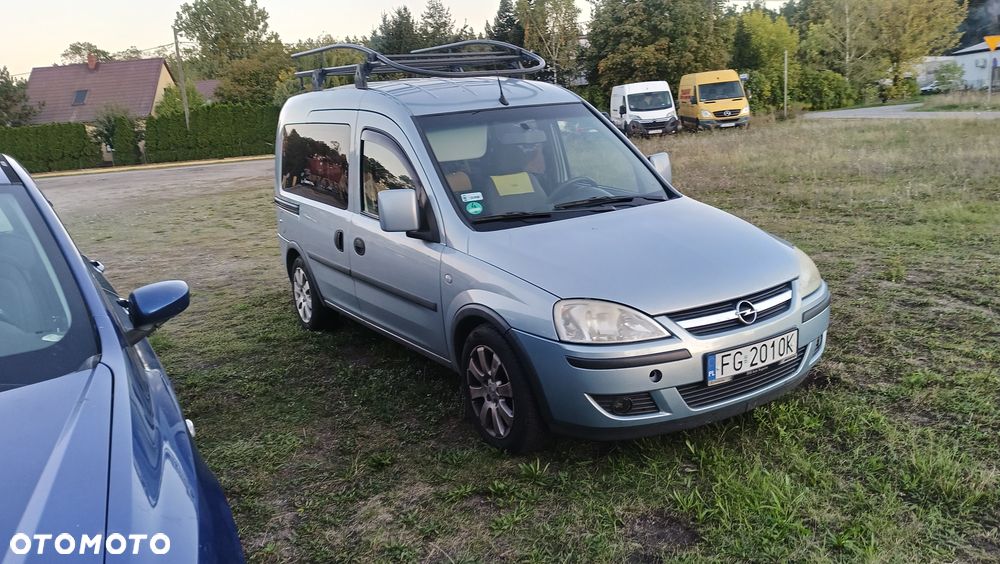 Opel Combo - 1